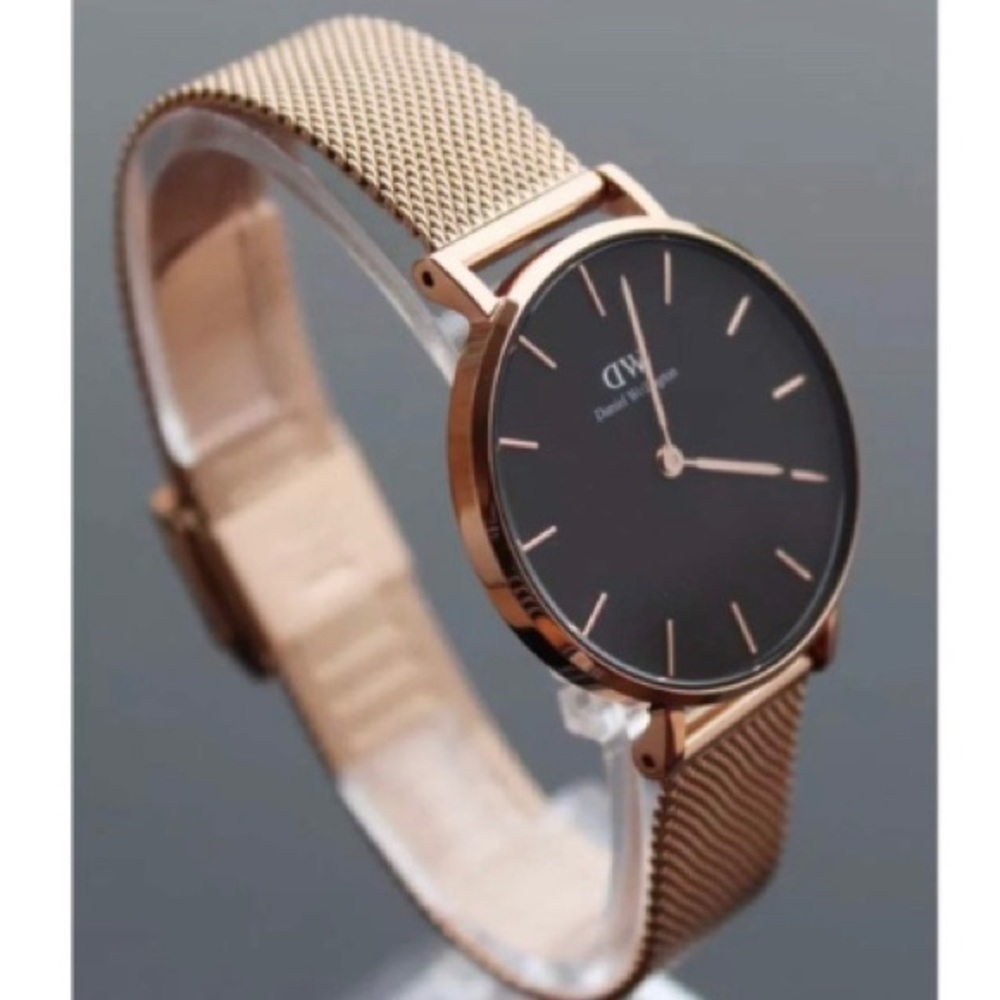 DW Daniel Wellington 32mm women’s watch
